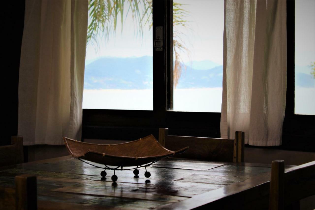 Luxury Suites Vila Indonesia Гаропаба Экстерьер фото
