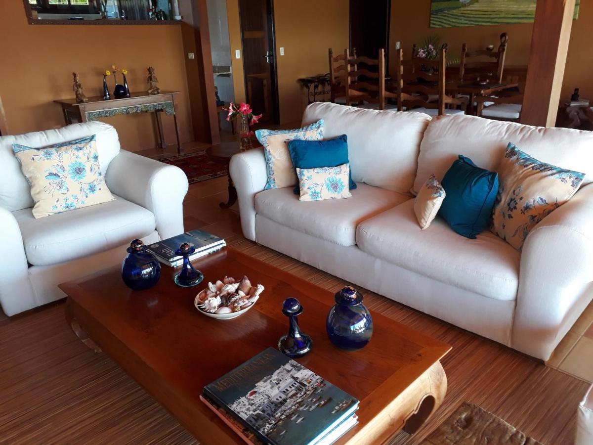 Luxury Suites Vila Indonesia Гаропаба Экстерьер фото