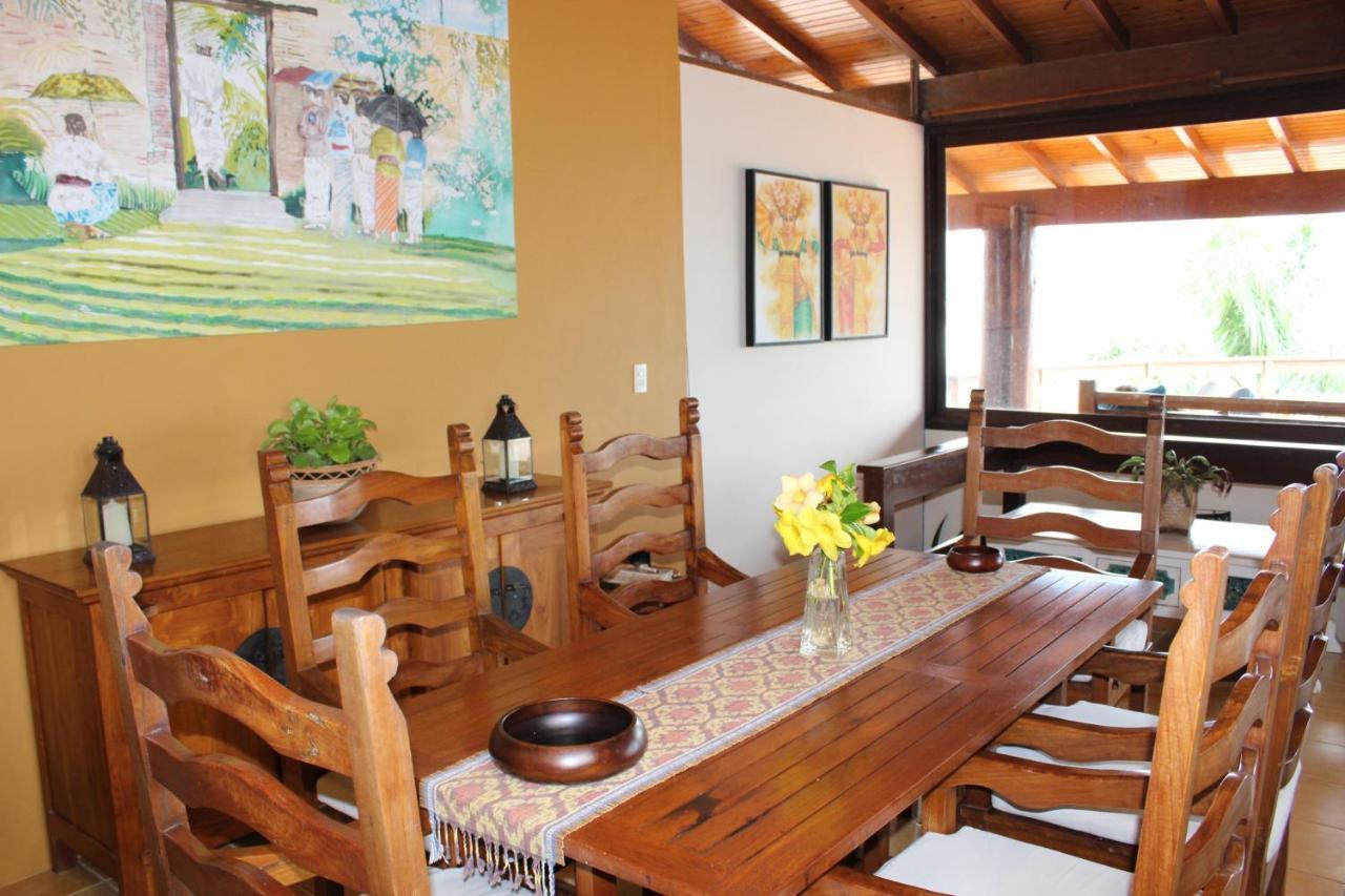 Luxury Suites Vila Indonesia Гаропаба Экстерьер фото