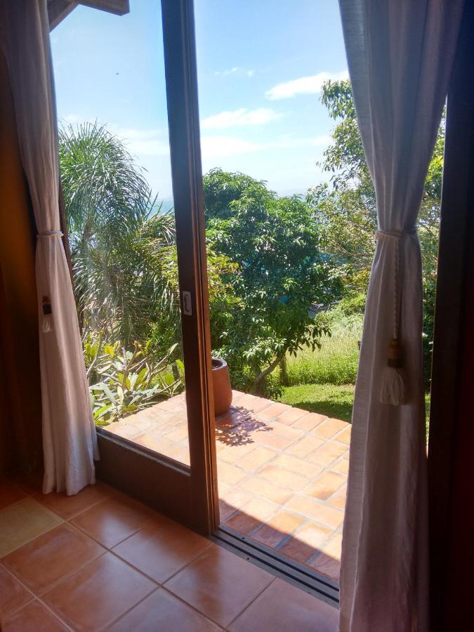 Luxury Suites Vila Indonesia Гаропаба Экстерьер фото